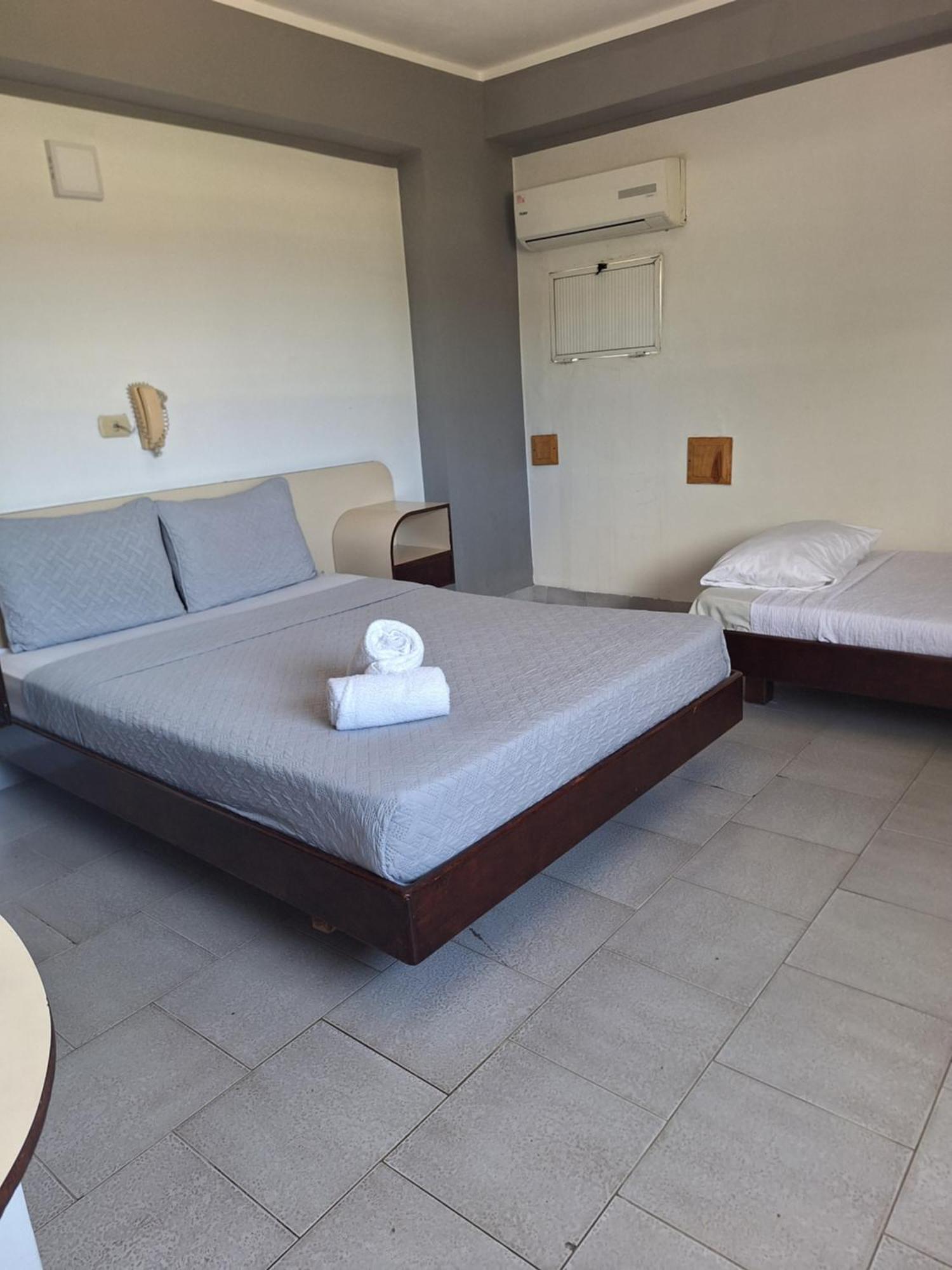 Hotel Jupiter El Morro de Barcelona Екстериор снимка